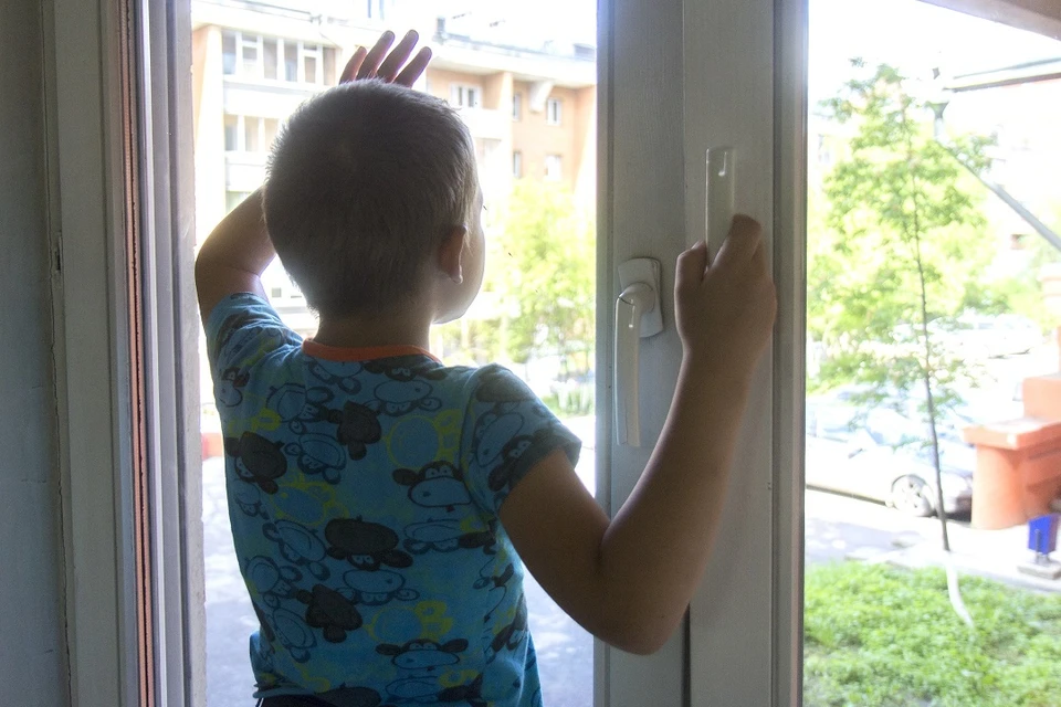 Новосибирец добился встреч с 6-летним сыном после вмешательства судебного пристава.