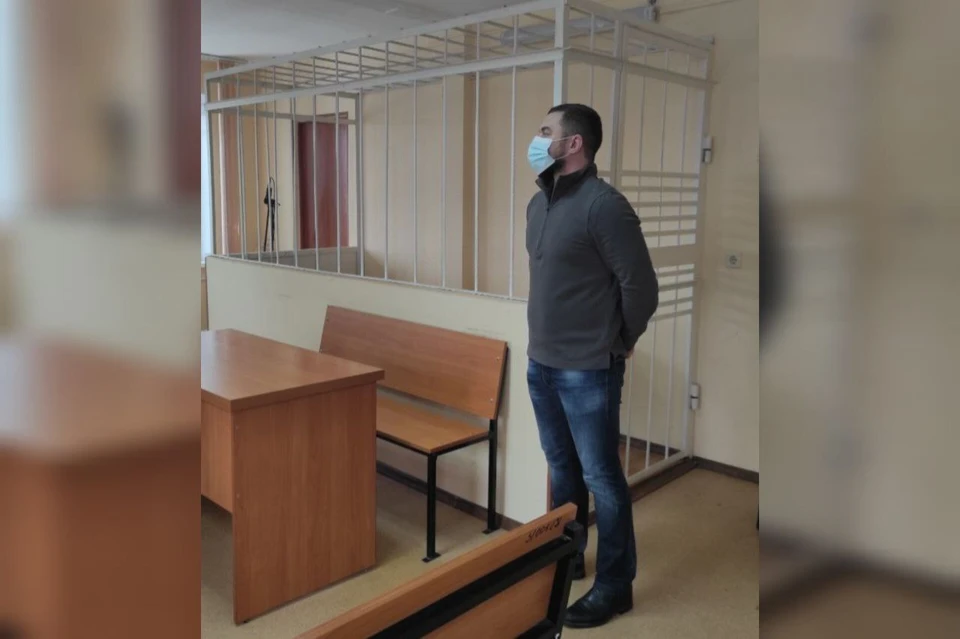 За пьяную стрельбу на улице экс-полицейского приговорили к принудительным работам Фото: Центральный районный суд Оренбурга