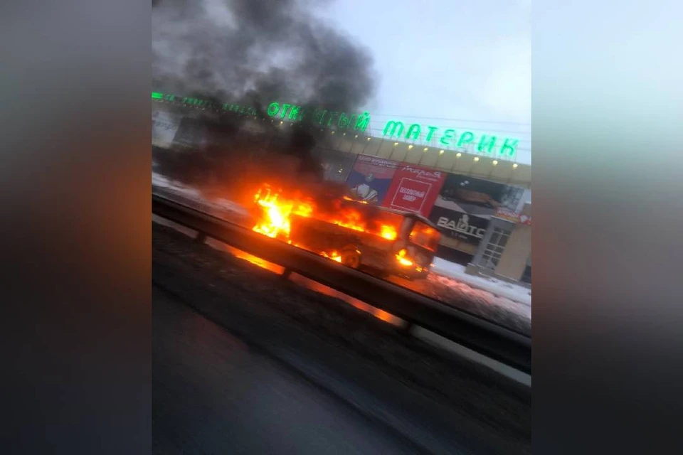 Загоревшийся рейсовый автобус маршрута «Нижний Новгород – Кстово»