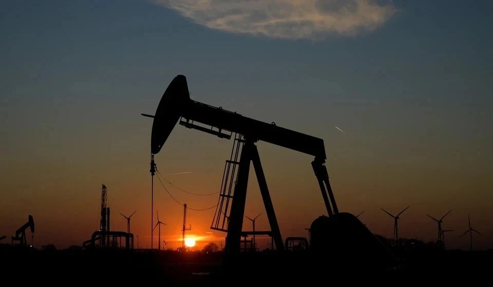 Глава корпорации Chevron пожаловался на сложности из-за потолка цен на российские нефтепродукты