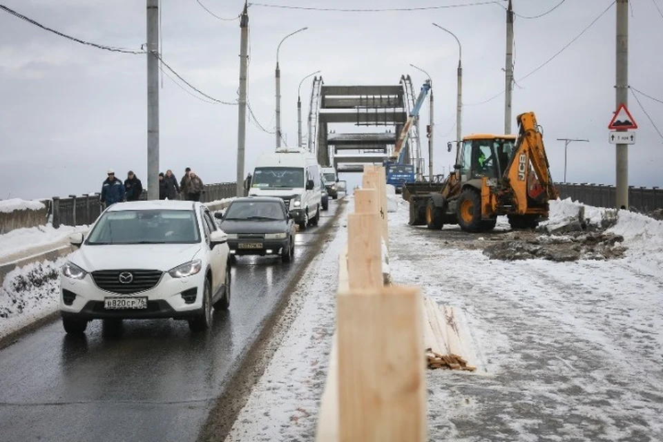 В Рыбинске скорректировали реверсивное движение по мосту через Волгу