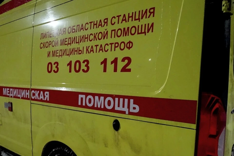 7-месячная и годовалая девочки пострадали в ДТП на улице Космонавтов в Липецке