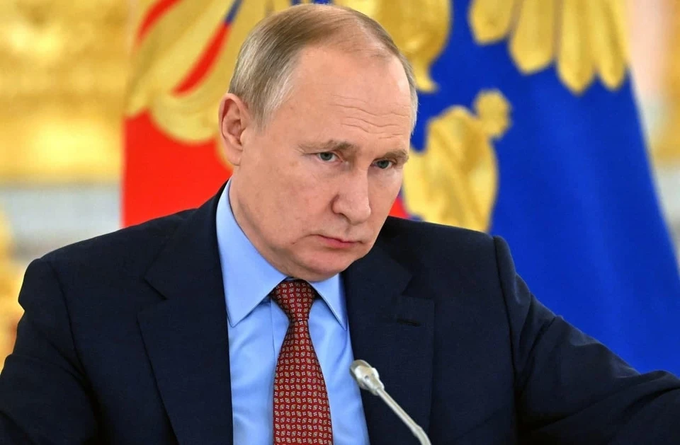 Путин подписал закон о наказании до 12 лет колонии за незаконный передачу военных товаров и технологий иностранцам