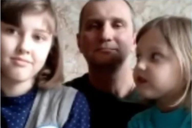 «Хранил ее письмо у сердца»: участник СВО из Хабаровска нашел девочку, спасшую его жизнь на передовой