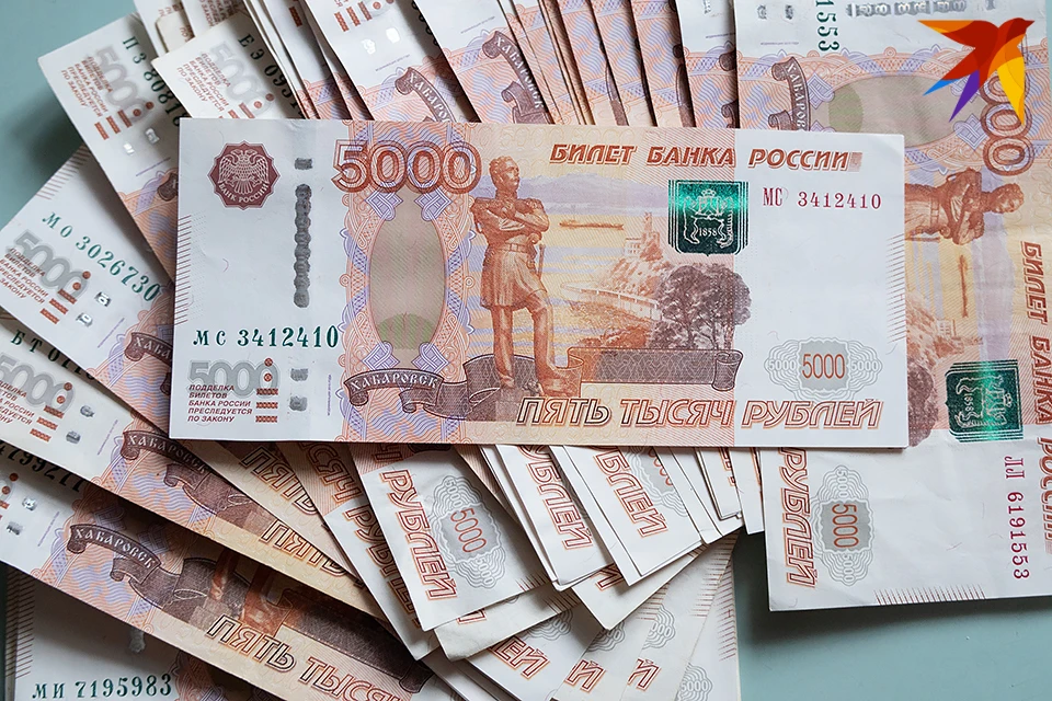 В среднем одному работнику не выплачено 52,2 тысячи рублей зарплаты.