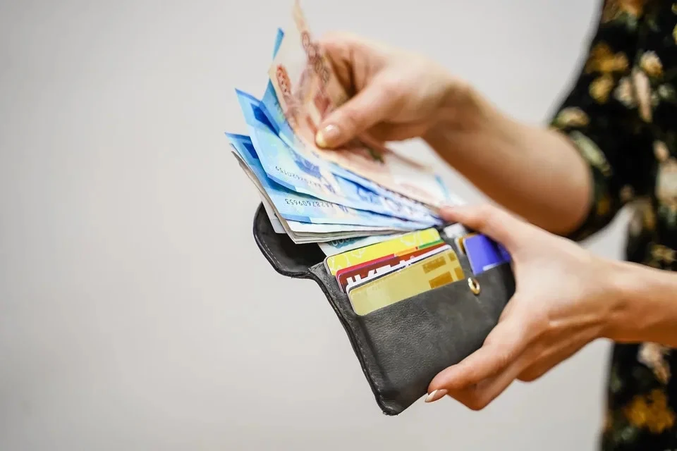 Средние зарплаты в регионе выросли на 19,1% по сравнению с 2022 годом.