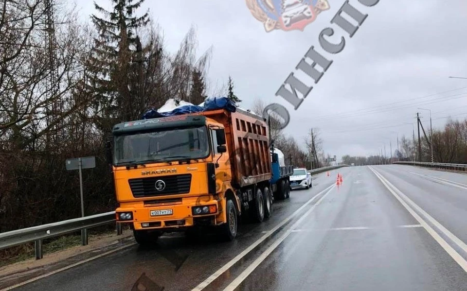 В ДТП с участием двух грузовых автомобилей в Тульской области пострадал 46-летний мужчина