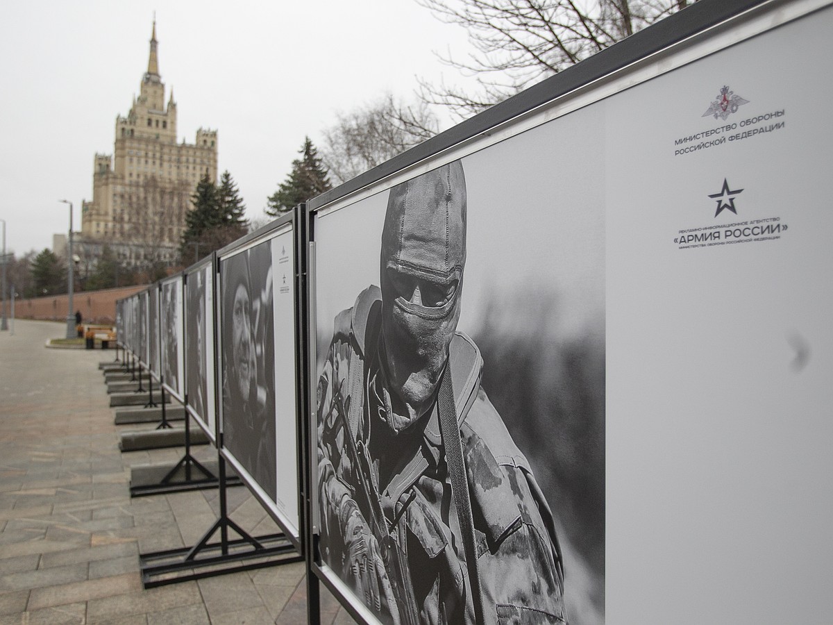 В окна посольства США в Москве будут смотреть «Глаза непокоренного  Донбасса» - KP.RU