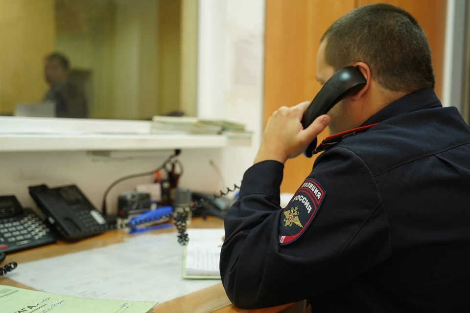 С ребенком работают психологи