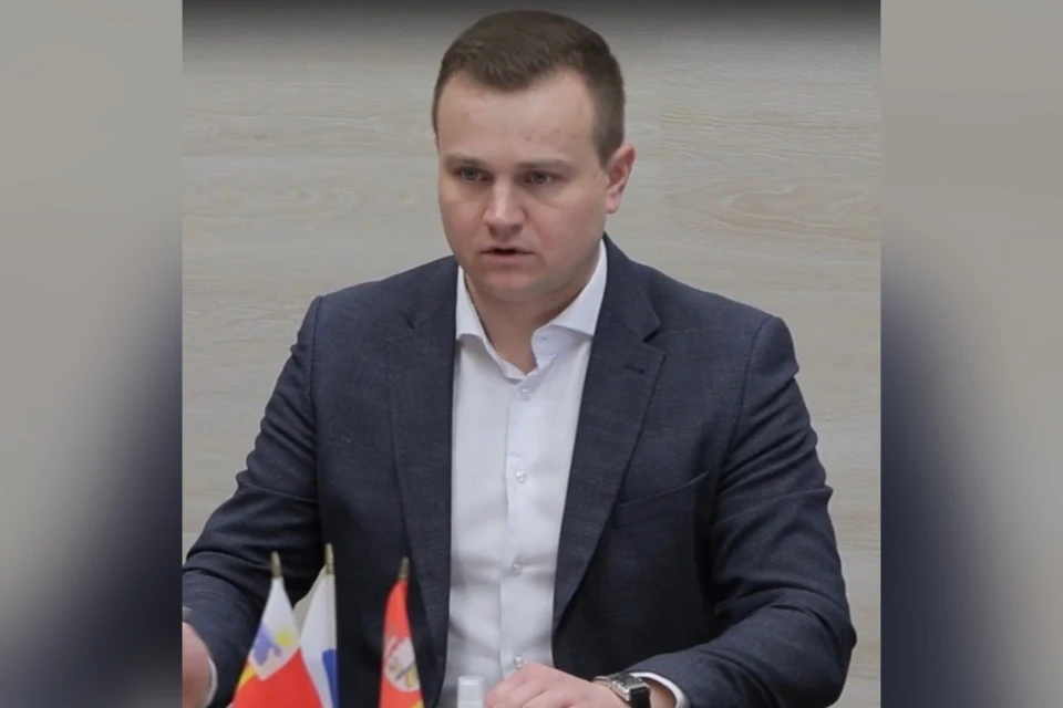 Начальник УЖКХ Смоленска Виталий Ермаков покидает пост. Фото: «Подслушано Смоленск» ВКонтакте.