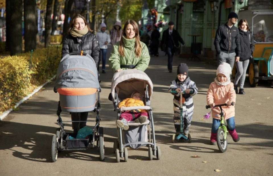 4 двойни родились в Смоленске в марте.