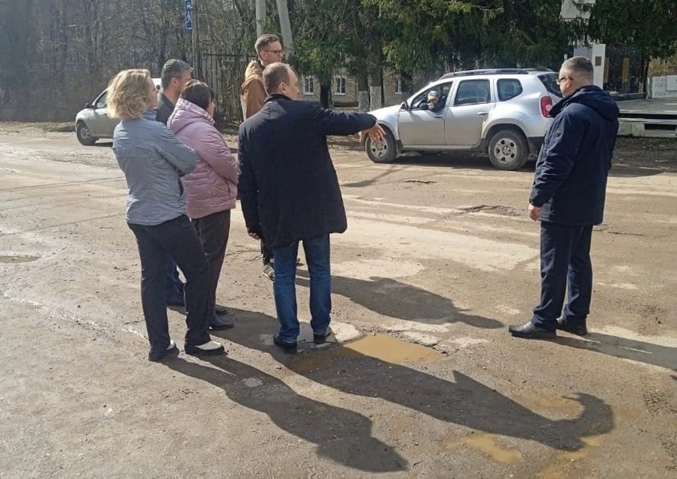 После ремонта появится лежачие полицейские и пешеходный переход. (Фото: Алексея Колесникова)