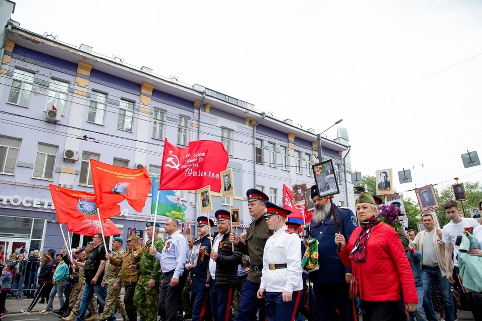 Бессмертный полк участвовать в параде