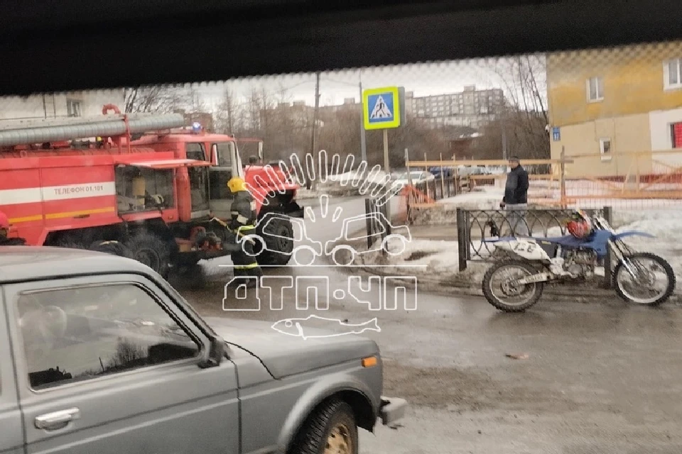 Все подробности ДТП устанавливаются. Фото: vk.com/murmansk_dtp