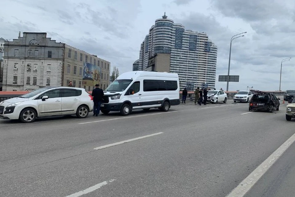 В салоне находились шесть человек. Фото: УГИБДД по Ростовской области