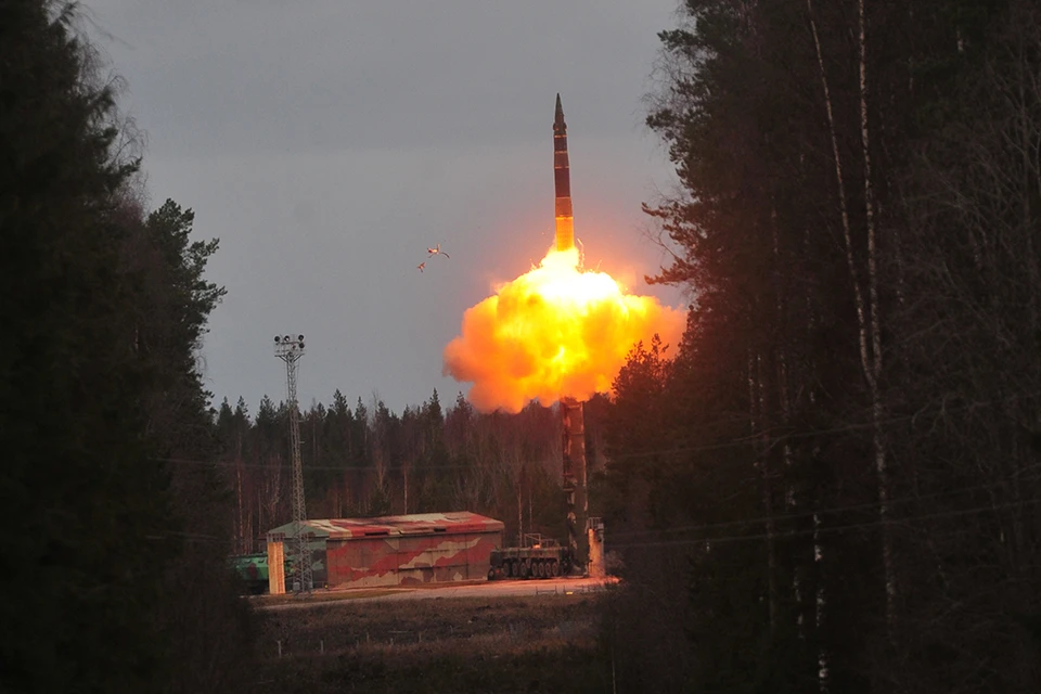 Российское минобороны провело испытательный пуск межконтинентальной баллистической ракеты. Фото носит иллюстративный характер.