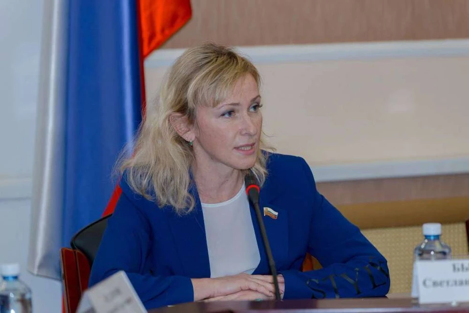 Светлана Быкова решила отказаться от депутатского мандата, так как получила работу в Москве. Фото: Законодательное собрание Оренбургской области