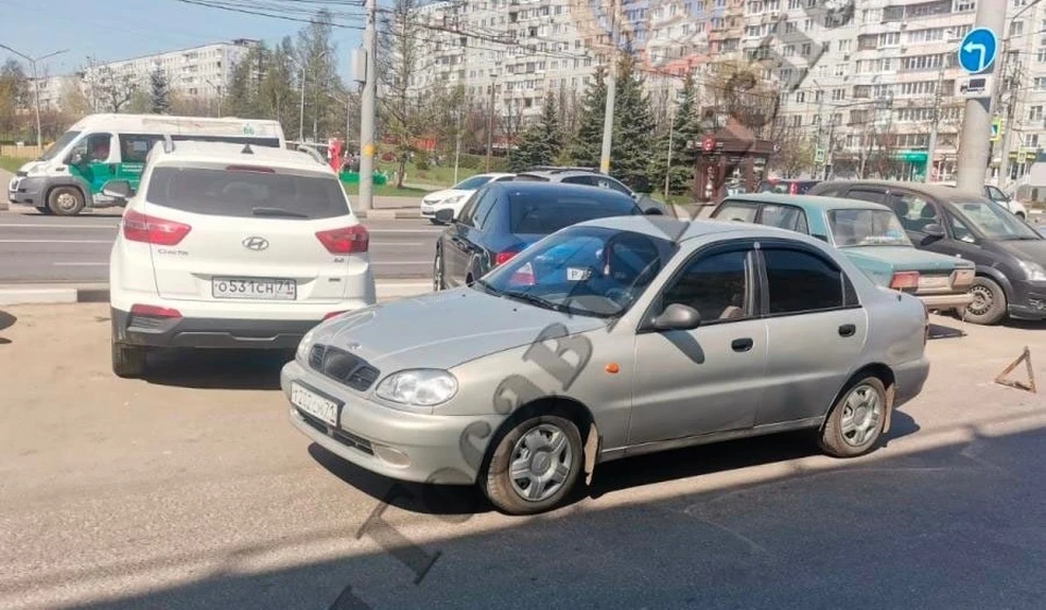 В Туле на улице Октябрьской автомобиль Chevrolet сбил 37-летнего мужчину