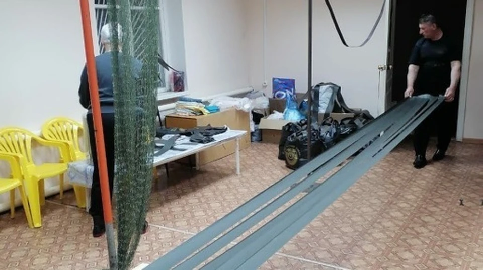 Благодаря станку резать ткань стало гораздо проще.