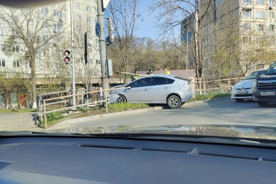 Кадры аварии появились в социальных сетях. Фото: Лева Леонов / 2GIS.