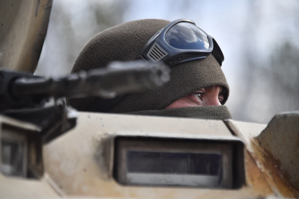 Российские военные захватили боевую машину пехоты американского производства на Донецком направлении.