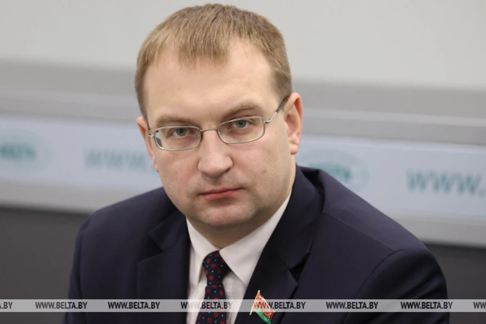Депутат Клишевич объяснил, почему Макс Корж не может выступать в Беларуси. Фото: БелТА