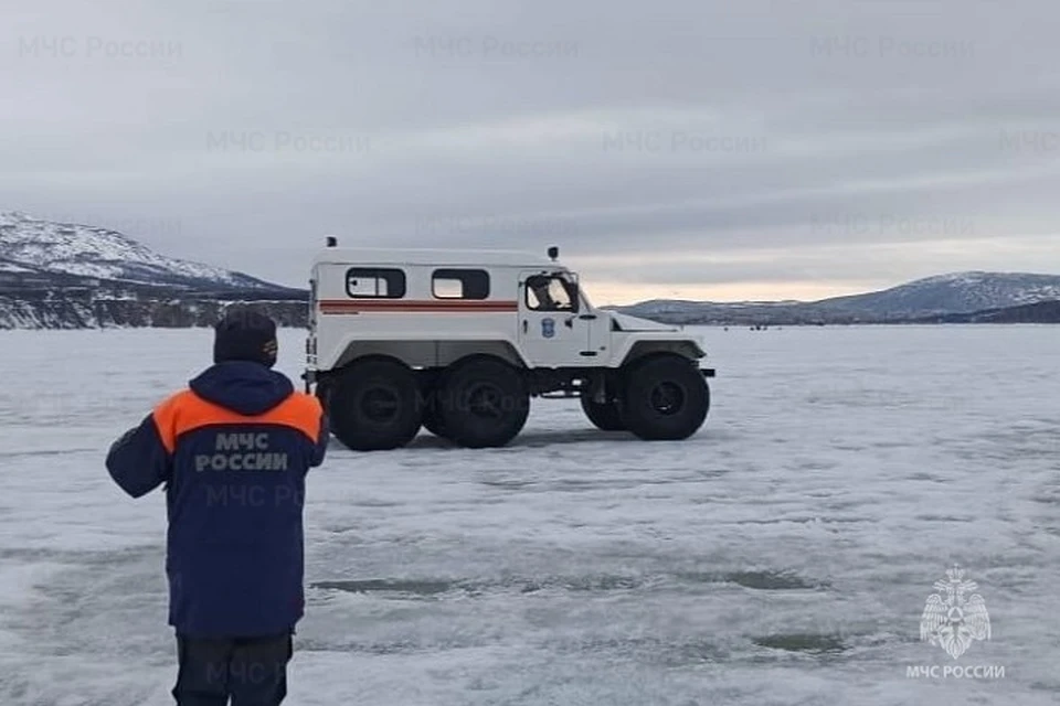 Он хотел пройтись и оказался в двух с половиной километрах от берега