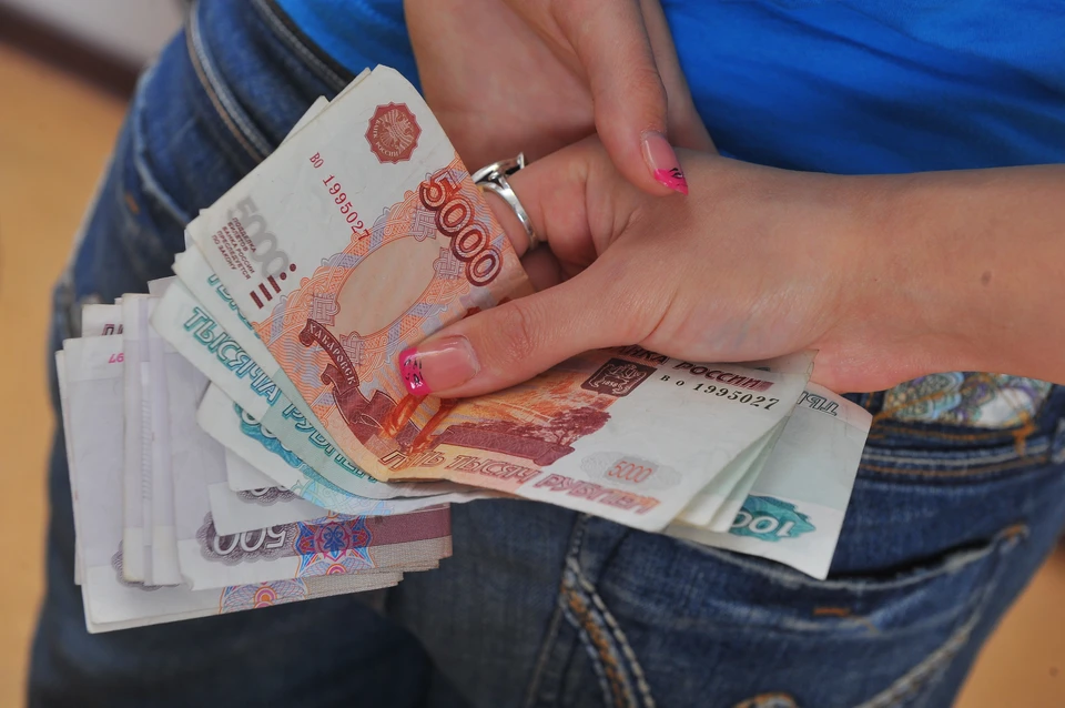 В Томской области мужчина украл более 800 тысяч у пенсионеров.