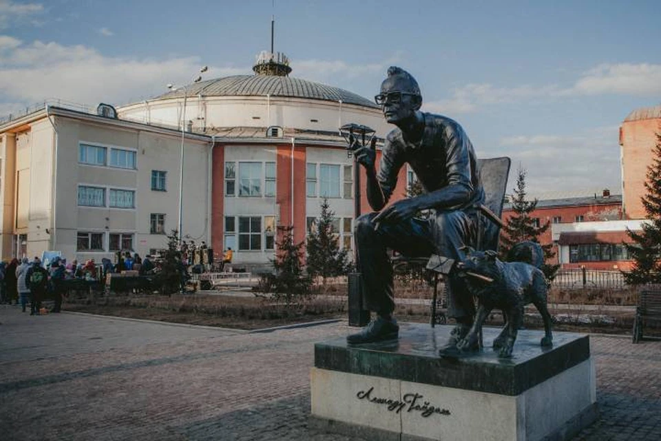 В Иркутске 9 мая 2023 года пройдет акция «Проливаем свет на подвиг Гайдая». Фото: ГайдайЦентр