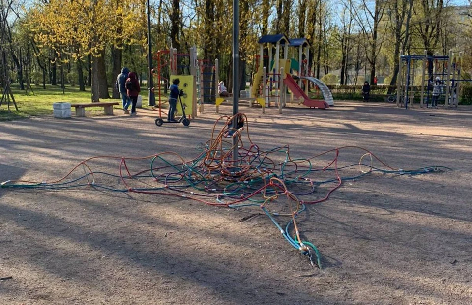 Сейчас прокуратура проводит проверку аттракциона. Фото: пресс-служба прокуратуры Санкт-Петербурга