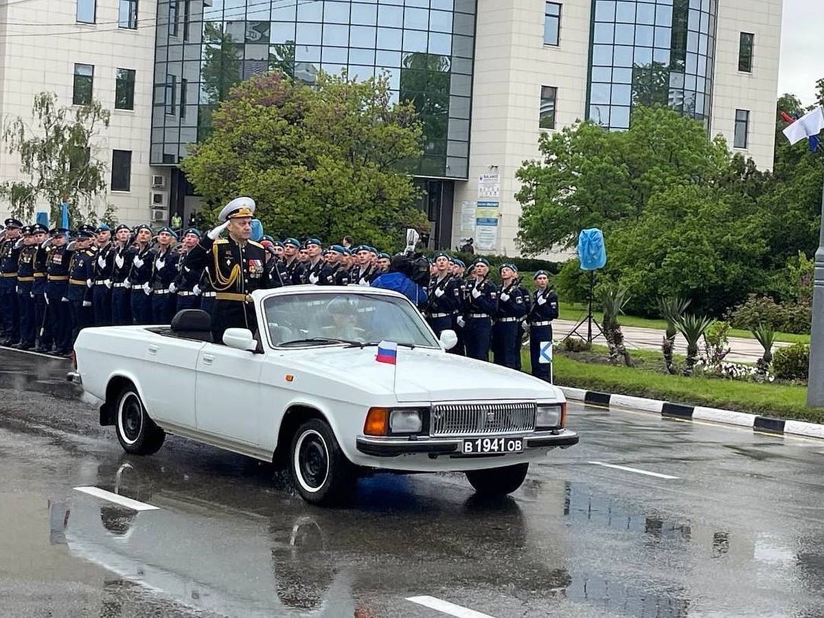 Как прошел парад Победы 2023 в Новороссийске: показываем самые яркие  фотографии - KP.RU