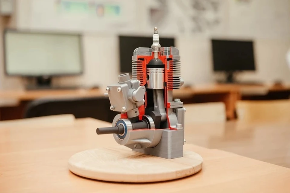 Двигатель планируют запустить в производство на самарском предприятии / Фото: Олеся Орина / Самарский университет