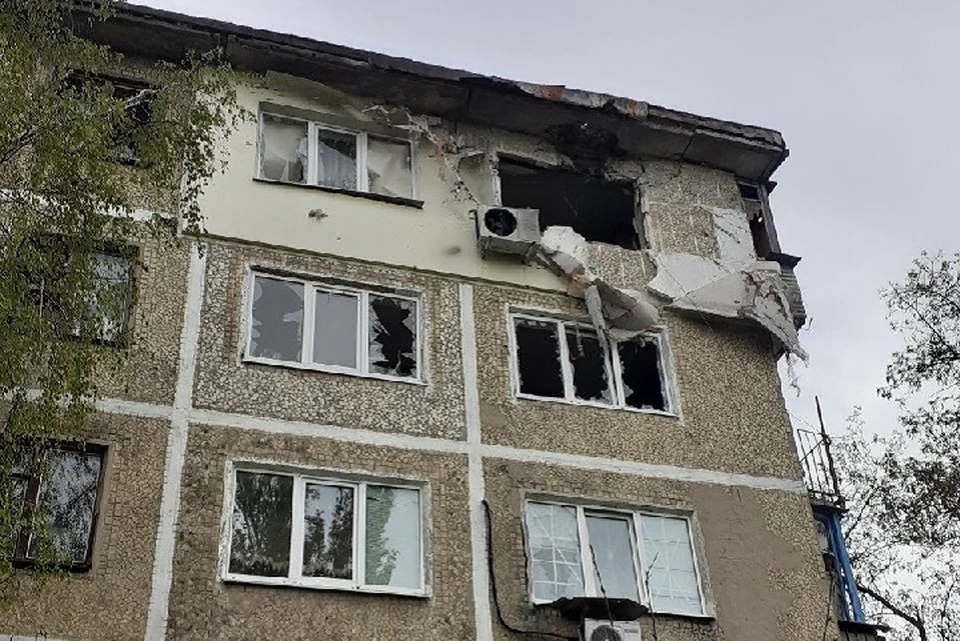 Последствия обстрела Петровского района Донецка. Фото: t.me/zPetrovka24_7
