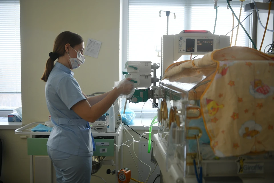 В Томской области работают более 5 тысяч медбратьев и медсестер.
