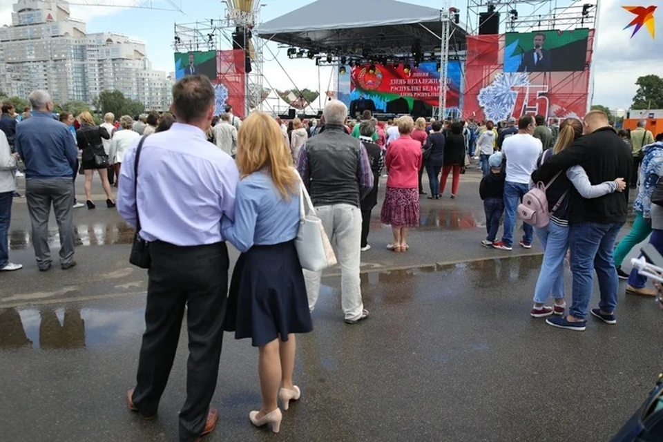Артистов - участников культурных мероприятий в Беларуси - будут кормить по новым нормам.