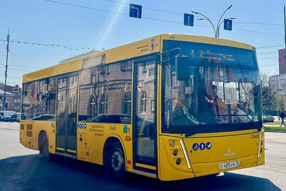 Еще на 18 маршрутов вышли новые желтые автобусы.