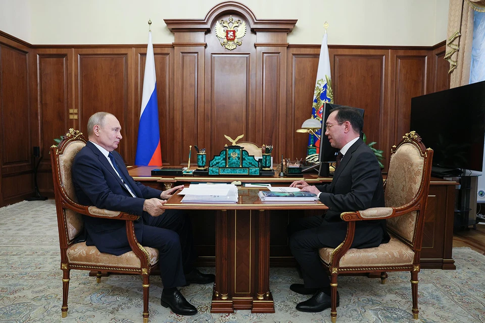 Владимир Путин принял в Кремле главу Якутии Айсена Николаева. Фото: Гавриил Григоров/пресс-служба президента РФ/ТАСС