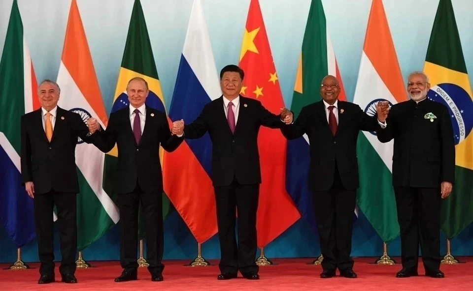 Власти ЮАР рассматривают возможность переноса саммита БРИКС в Китай