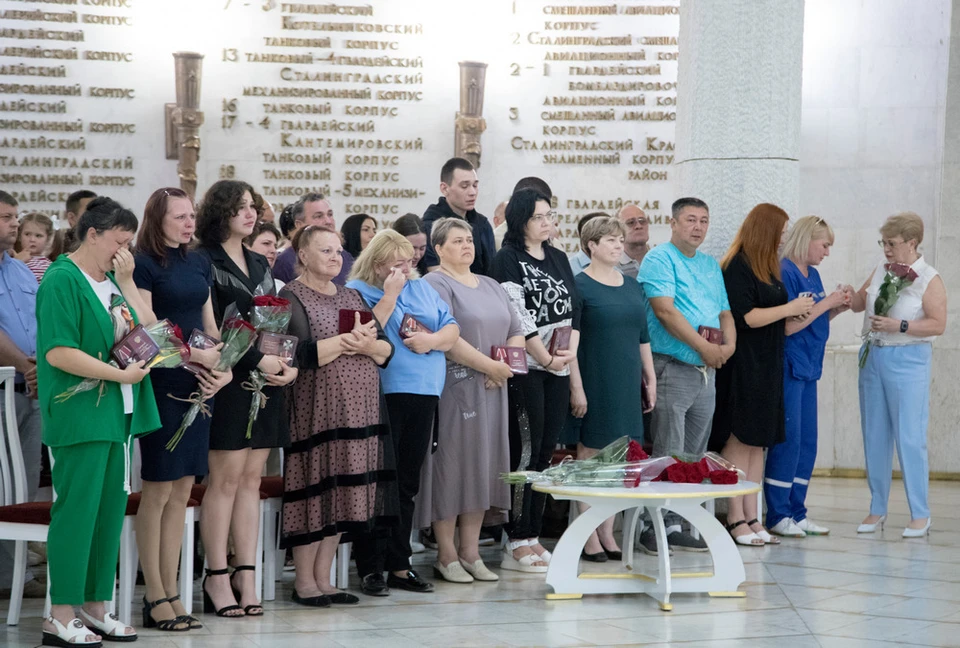 Семьям героев вручили награды. Фото: музей-панорама «Сталинградская битва»