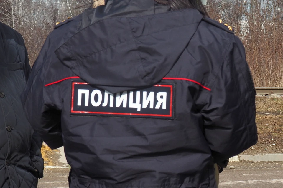 Полицейские установили личность мужчины, который прыгал голышом по балконам на проспекте Победы