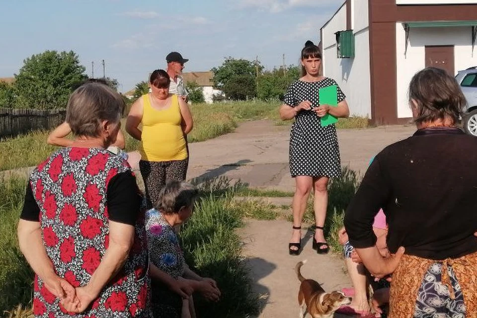 Жители встретились с главой теруправления Фото: ТГ VGA_Kakhovka