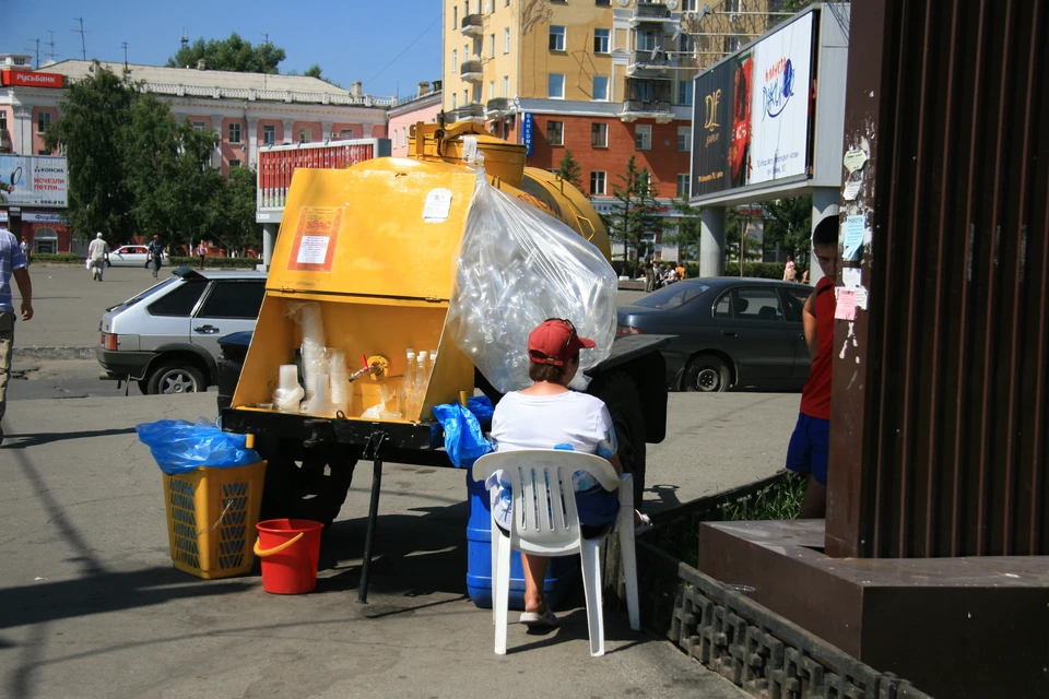 Утолит ли жажду квас из бочки?