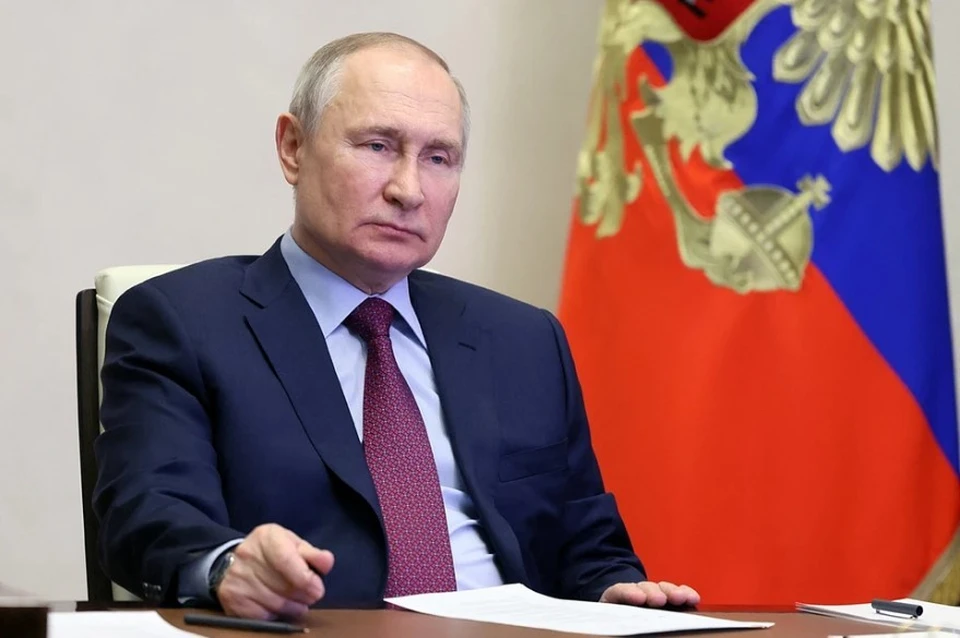 Путин рекомендовал регионам бесплатно выделять земельные участки героям СВО