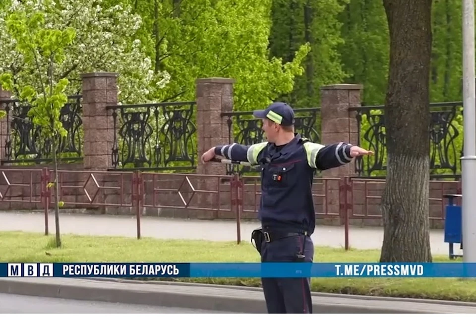 ГАИ и милиция усилят контроль за соблюдением правопорядка на время школьных выпускных. Фото: стоп-кадр | видео МВД