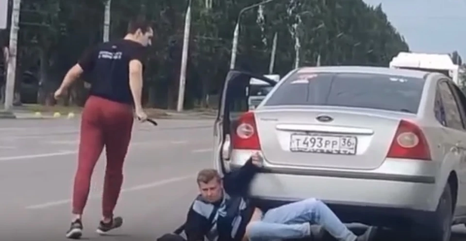 Скриншот видео.