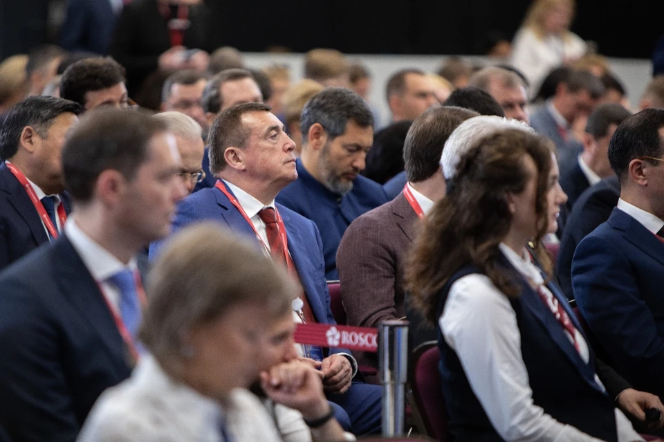 На Петербургском международном экономическом форуме. Фото: правительство Сахалинской области
