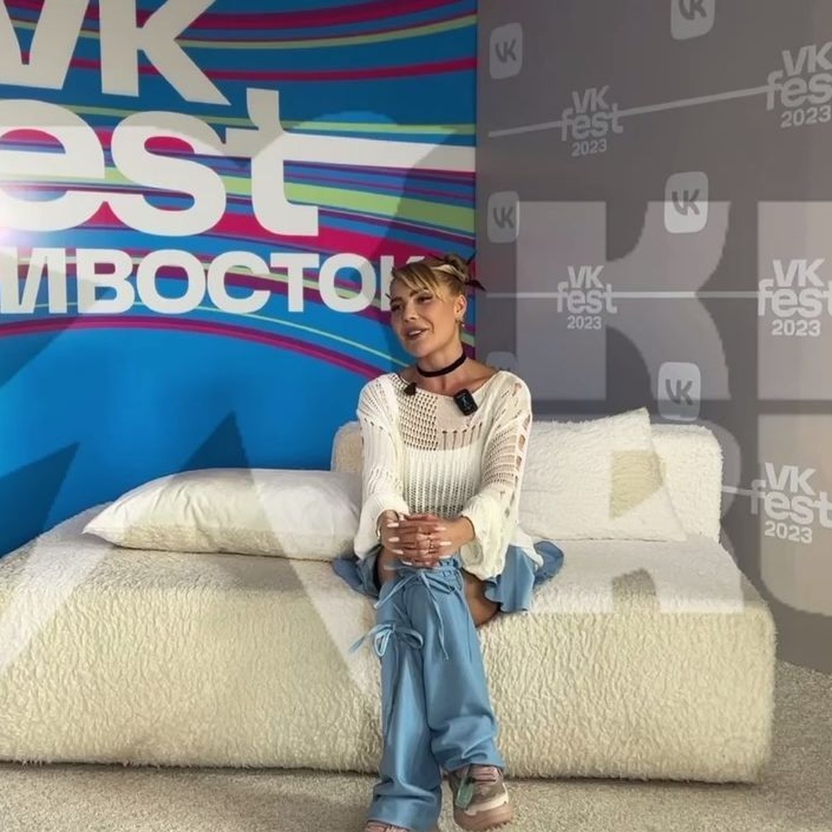 Певица Кара Кросс во время VK Fest восхитилась «подвесными» мостами  Владивостока - KP.RU