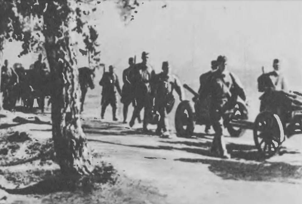 Советские войска на марше. 1941 год.