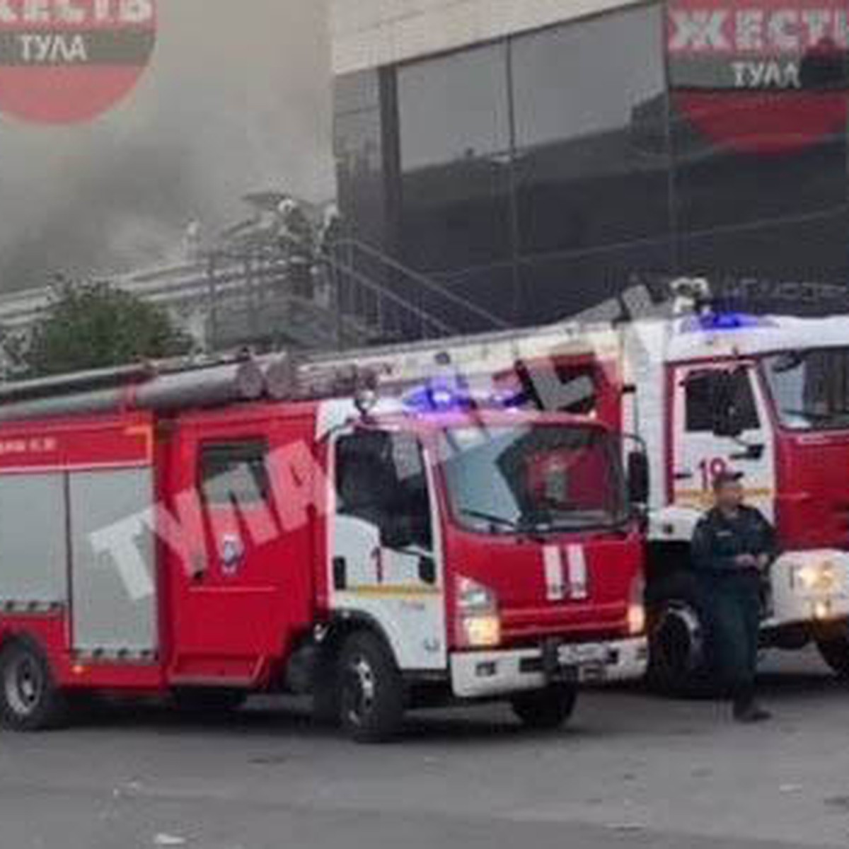 В ночь на воскресенье, 25 июня, в Туле на Красноармейском проспекте  загорелся ресторан - KP.RU