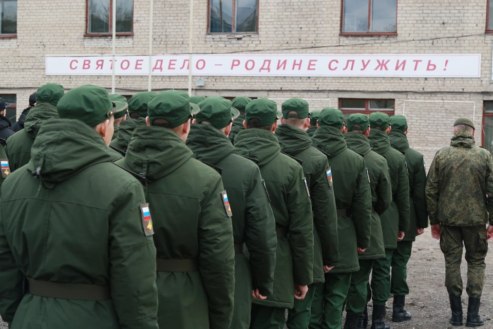Чаще всего на контрактную службу идут молодые люди в возрасте от 18 до 27 лет